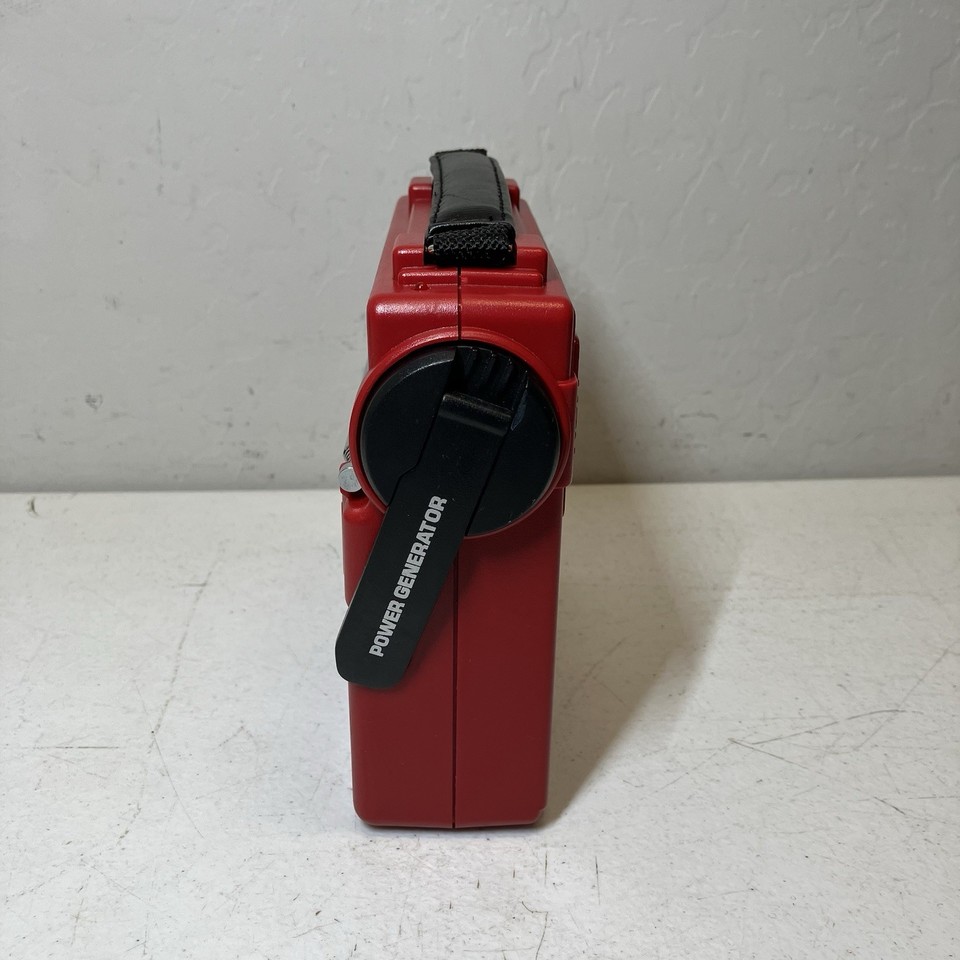 Radio Numérique Portable Grundig TRII - Synthétiseur PLL FM/MW/SW - Inutilisée
