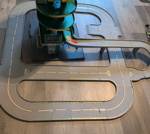 Mattel Hot Wheels 1995 Vintage Auto City Garage Play Set #93170 Corgi Incomplete - Bild 12 von 22