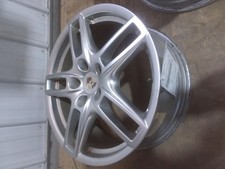 Wheel 19x8-12 Alloy 5 Double Spoke Fits 11-18 Porsche Cayenne 2120003 Wheel 19x8-12 Alloy 5 Double Spoke Fits 11-18 Porsche Cayenne 2120003