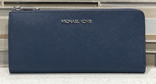 MICHAEL KORS JET SET LARGE TRAVEL THREE QUARTER ZIP WALLET NAVY LEATHER SILVER