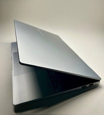 ASUS Vivobook S 14 OLED Slim Laptop, AMD Ryzen AI 9 365(10 Cores), 24GB, 1TB SSD