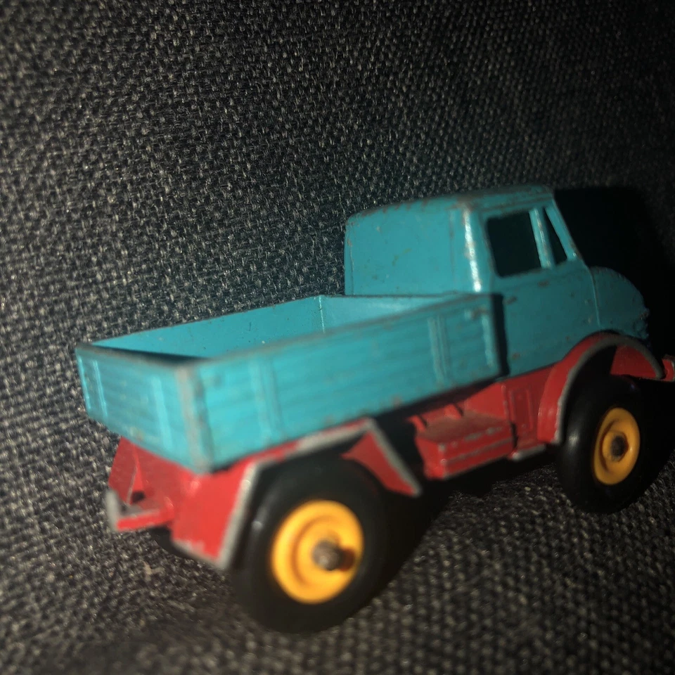 Lesney Matchbox 梅赛德斯 Unimog 卡车 49 号蓝色英国制造 — 第 2/4 张图片