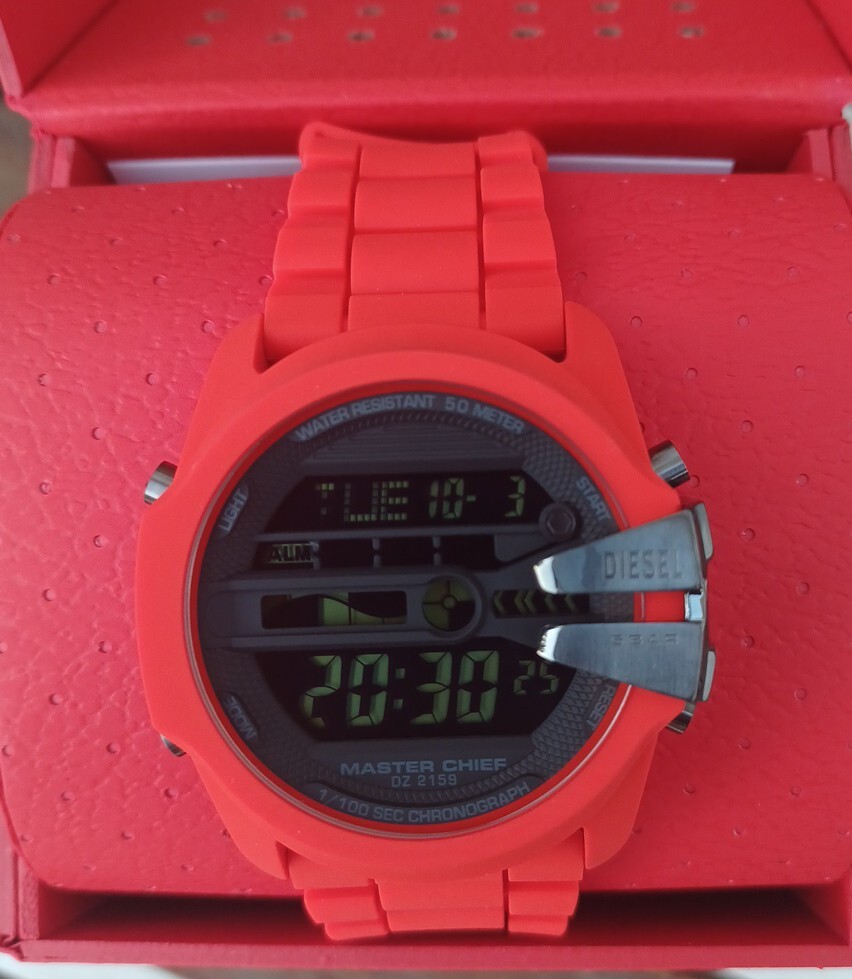 New Diesel Master Chief Digital Black Dial Red Silicone New Diesel Master Chief Digital Black Dial Red Silicone
