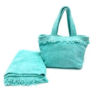 chanel beach bolsa and towel