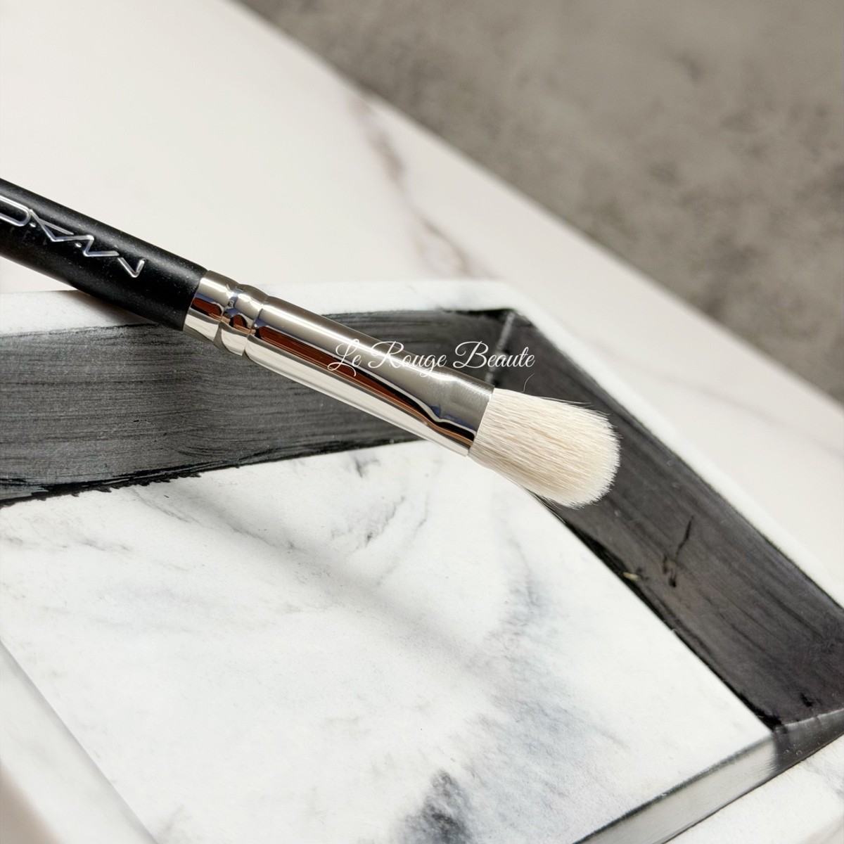 Mac 217 Eyeshadow Blending Brush - Old Version Natural Goat Hair