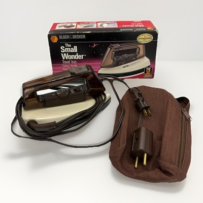 Black & Decker Stowaway Travel Steam Iron Steam & Dry, works perfect W/converter