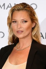 619446 Moss Model Fashion Icon Artist Wall Print Poster