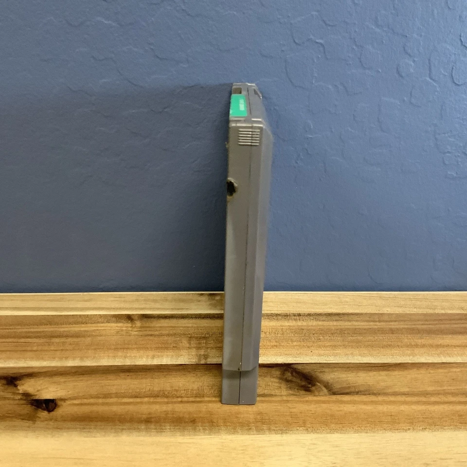 Adventure Island II (2) Nintendo Entertainment System NES - Authentic Tested - Image 3 of 4