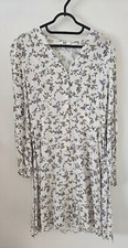 UNI QLO Cream Lilac Floral Dress Size S