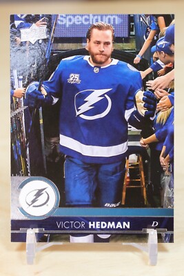 2017-18 Upper Deck Hockey Base #412 Victor Hedman - Tampa Bay Lightning