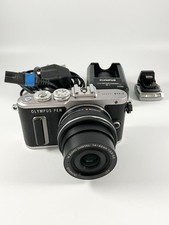 Olympus PEN E-PL8 17.2MP Mirrorless Camera - 14-42mm EZ ED Lens - 8952 Shots
