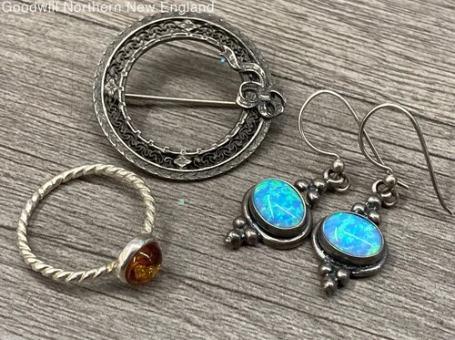 Sterling Silver Jewelry Lot w. Vintage Bow Pin Opalescent Earrings Ring 8.19g