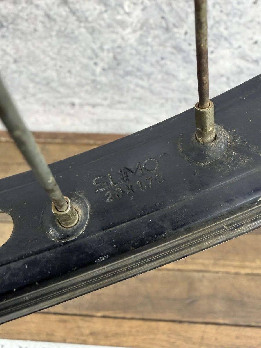 Vintage Sumo 20in BMX Front Wheel Black 20 X 1.75 Alloy Rim Nutted