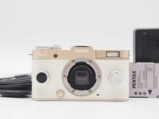 Pentax Q-S1 12.4 MP Digital Camera Gold Body 42 shots Near Mint  Z5849A