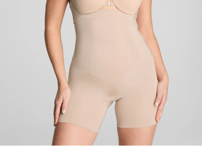 SPANXsculpt  OnCore High-Waisted Mid-Thigh Short SS1915 (Soft Nude)