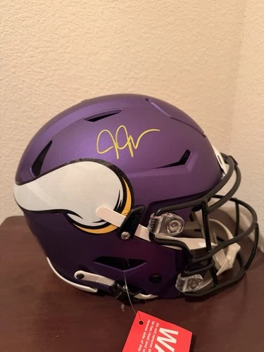 Justin Jefferson Autographed FS Speed Flex. Minnesota Vikings. Beckett COA