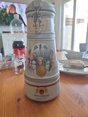 Bierkrug mit deckel neu Zur Erinnerung an die D-Mark Gebraucht Wie Neu Grau