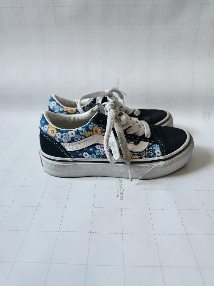 Zapatillas Vans Old Skool Niños Talla 12.5 Negro/Blanco Estampado Floral Clásico Foto 3 de 4