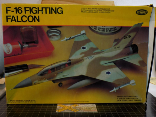 Italeri/Testors 683 1:72 Israeli F-16 Fighting Falcon Kit (M51219)