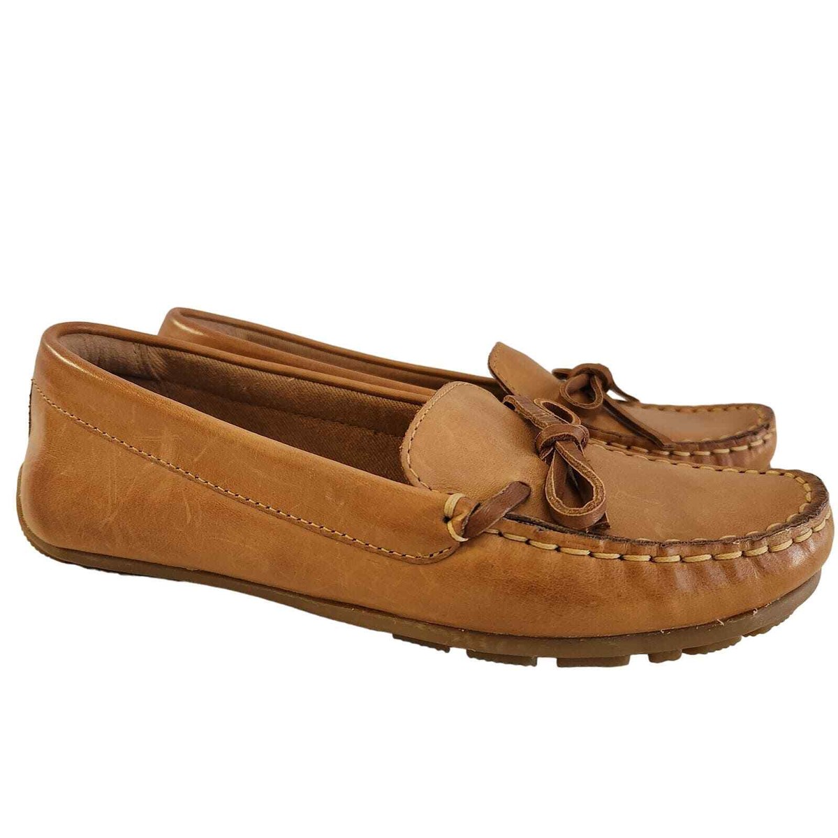 Clarks Women's Dameo Swing Driving Style Loafer, Light tan Leather,  Medium US