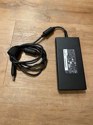 Delta Electronics ADP-180TB Netzteil