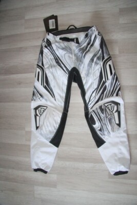 Original BMX Hose SHOT RACE GEAR Contact MAORI schwarz weiß Gr. 28 neu