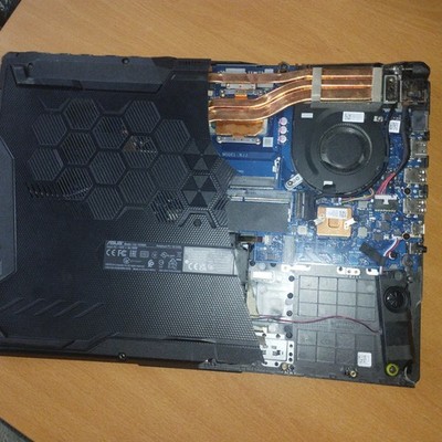 ASUS Notebook/Laptop in Schwarz, Anschlüsse: HDMI & USB, Laptop/Notebook