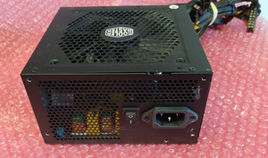 Cooler Master G750M 750W Teilmodulares Netzteil - Big Fan RS-750-AMAA-B1