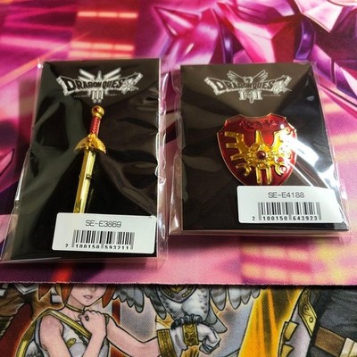 Dragon Quest I & II III e-STORE Bonus: Rotos Schwert, Rotos Schild, Pins