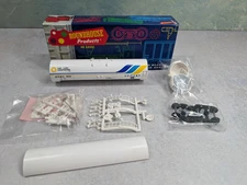 Roundhouse 3251 HO Scale 50' Tank Car ADM ADMX #18010 Unitemp KIT READ