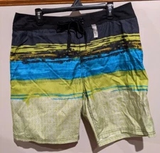 Wave Zone Men's Swimwear Trunks