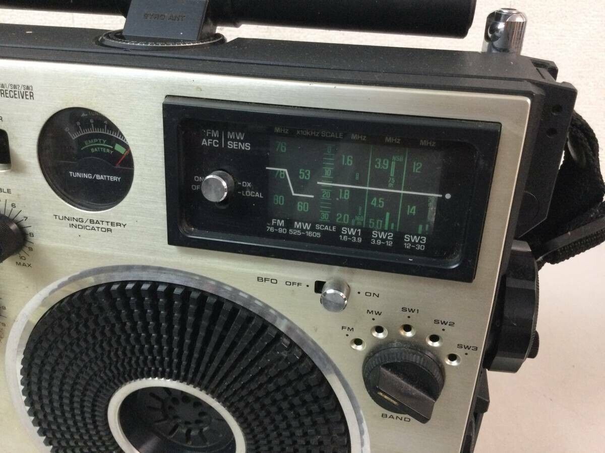 National Panasonic COUGAR RF-1150 5 Band Receiver BCL Radio National Panasonic COUGAR RF-1150 5 Band Receiver BCL Radio