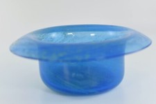 LARGER VASART SCOTTISH ART GLASS TOP HAT POSY BOWL VASE