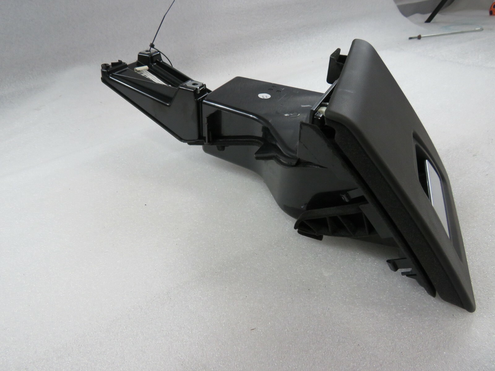 Maserati Ghibli, LH, Left, Glove Box Assembly, Black, Used, P/N 6700187040
