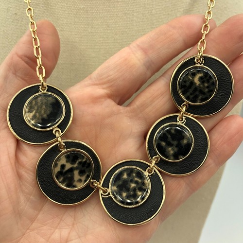 ANN TAYLOR FACTORY Necklace NWT Gold Tone & Black Link Retro Festival Disco - Picture 3 of 15