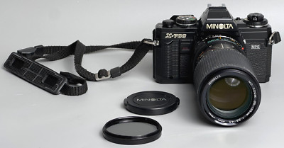 Minolta X-700 MPS + Multifunktionsrückseite + MD Zoom 35-135mm f/3.5-4.5 MACRO WORKS