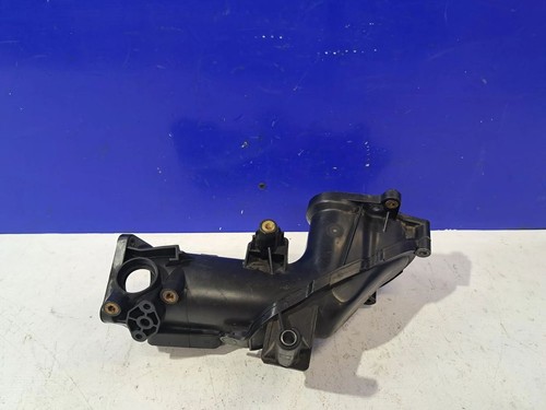 Mercedes-Benz E C207 W207 2014 Diesel 190kW Luftansaugkanal-Teil A6420901637