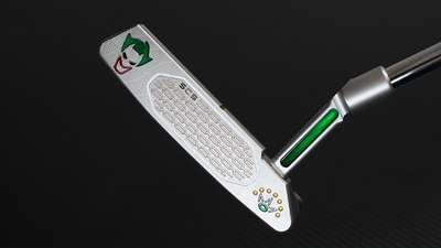 Scotty Cameron Studio Design パター型キーホルダー 2025 Scotty Cameron Squareback2 Studio Style Custom Putter Joker