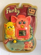 Furby Fun Time Games Handheld Game Tiger Electronics 2000 NOC