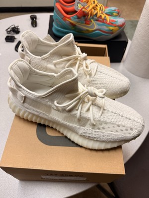 Yeezy 350 v2 Bone