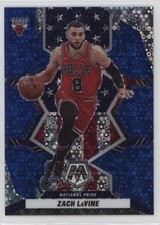 2021-22 Panini Mosaic National Pride Fast Break Blue Prizm 18/85 Zach LaVine hs9