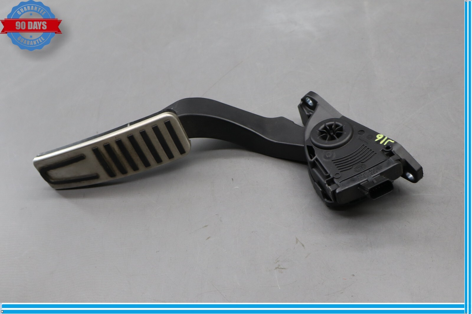 Maserati Ghibli 2014-2021 Left Accelerator pedal