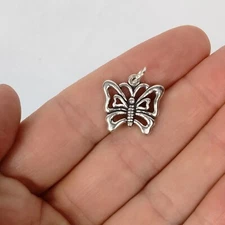 FashionJunkie4Life Sterling Silver Butterfly Outline Charm with 18" Chain