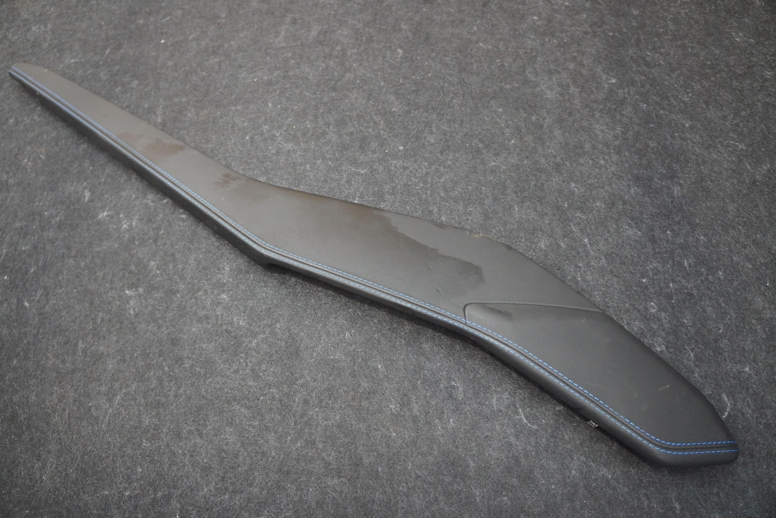 Center Console Left Side Cover Trim Panel 4ML857717A QG8 Lamborghini Urus 2019