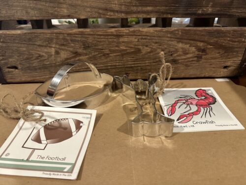 Lot of 2 Cookie Cutter Ann Clark Crawfish and Football New  - Picture 1 of 4
