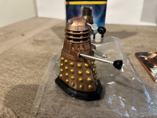 Dr Who NOS Mega Mini Kits Dalek & Book 2012 - Picture 5 of 13