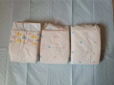 3 vintage Vibelle Junior Windeln Größe 5 alte Folienwindel Plastik Reborn - Bild 1 von 2