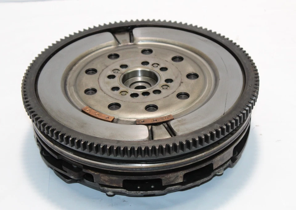 2019 Ssangyong Korando 2.2 Dual Mass Schwungrad 47498 Meilen - Bild 2 von 4