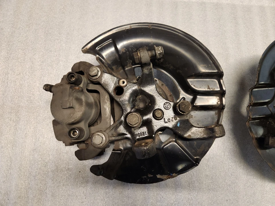 BMW E36 Conjunto de husillo de dirección Nudillo Buje Portador King Pin Caliper Z3 Delantero Foto 4 de 4