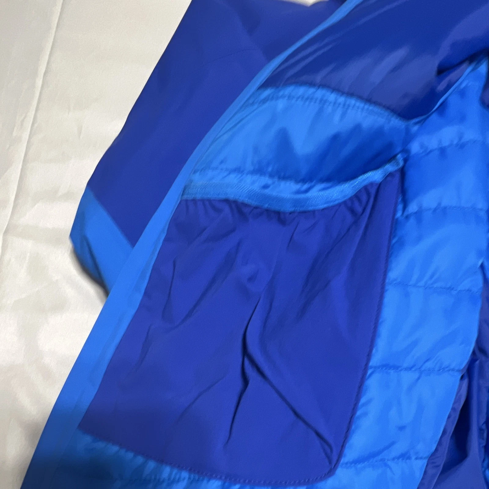 Berghaus Men's Gore-Tex Twilight Blue Hydroloft Elite Gore-Tex Jacket - product detail image 10